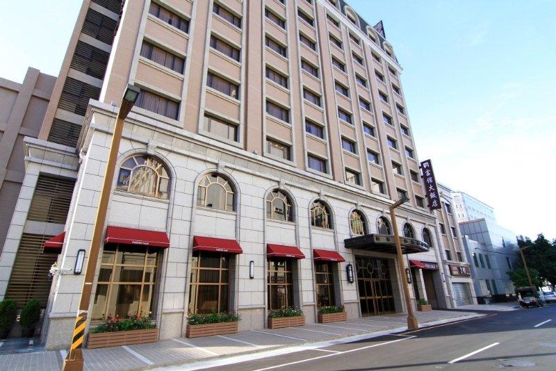 Fushin Hotel Taichung Exterior photo